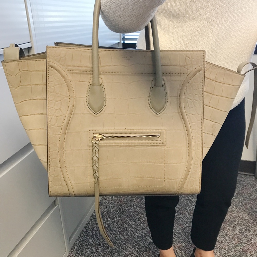 CELINE PHANTOM BAG IN CROC EMBOSSED SKIN MEDIUM